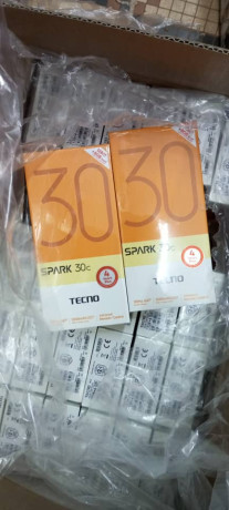 techno-spark-30c-big-0