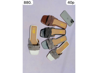 Vente de chaussures pour femmes