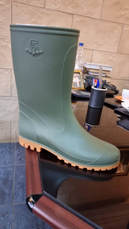 chaussures-bottes-de-pluie-big-0