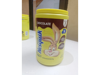 Des épices du lait des huiles et chocolat