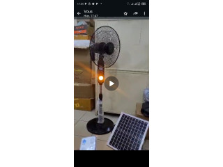 Kit de ventilateur mixte solaire et électrique doté d'un dispositif anti moustique à infrarouge