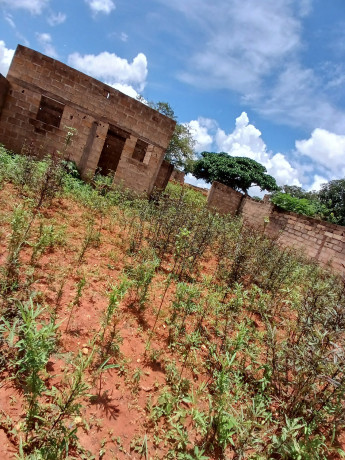 cours-inachevee-cloture-a-vente-big-0