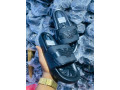 vente-de-produits-comme-chaise-plastique-et-pret-a-porter-pour-homme-small-4