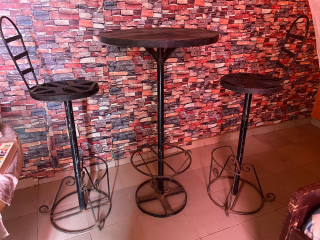 Ventes de chaises et de tables