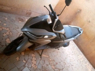 Moto scooter