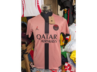 De nouveau disponible