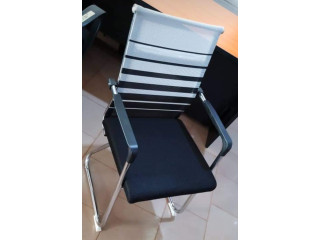 Chaises visiteurs