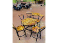 ensemble-de-chaises-basses-et-table-small-4