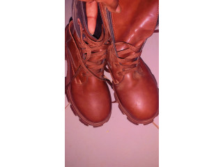 Chaussure montante pour femme