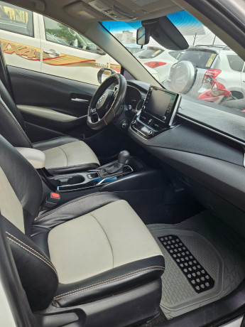 toyota-corolla-le-2020-big-3