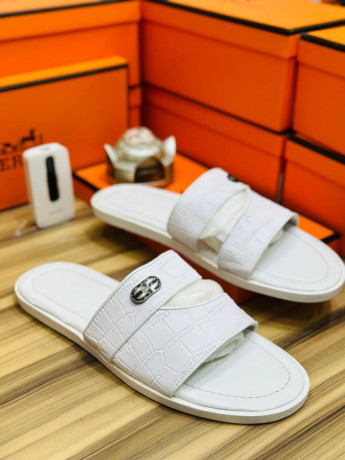 vente-de-chaussures-homme-big-0