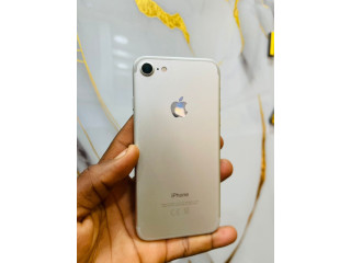 IPhone 7Simple 32gb
