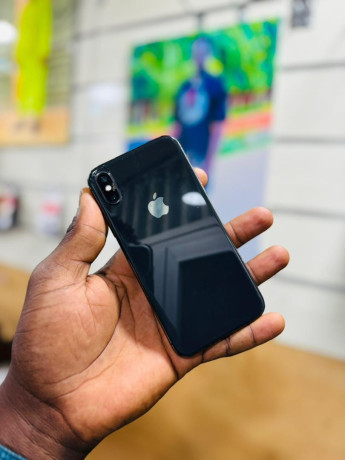 iphone-x-64gb-tout-marche-big-0