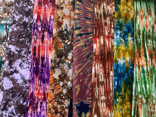 Déjà les fêtes de fin d'année venez vous habiller chez Mme kabore à petit prix