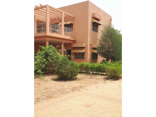 VILLA EN LOCATION A SALITAS  OUAGA 2000
