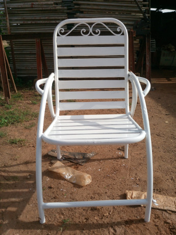 chaise-metallique-big-2