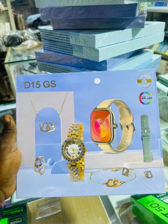 cadeau-de-saint-valentin-montre-smart-watch-connecte-disponible-big-3