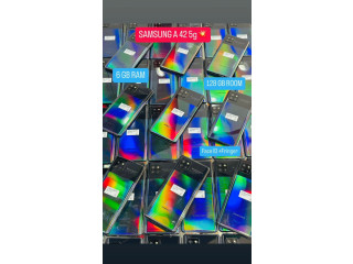 Samsung A42 5G 128Go/6Go 2 Sim/IsimUsa version Canadien  Waterproof   Empreinte sur