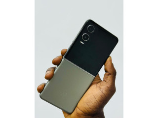 *TECNO. PHAMTOM V FLIP2. 5G. 256GB/12GB RAM