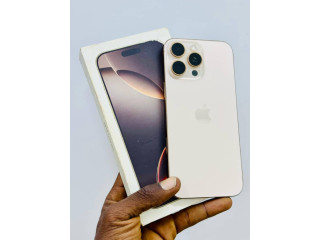 *IPHONE 16 pro Max usa  capacité 256Go __