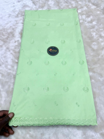 sublimez-votre-style-avec-ce-tissu-haut-de-gamme-htex-big-0